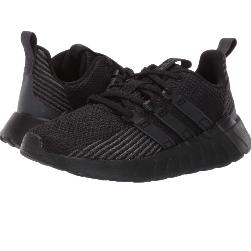Adidas 🆕👟 K Questar Flow Black/Black/Gresix Running Shoes Size 2